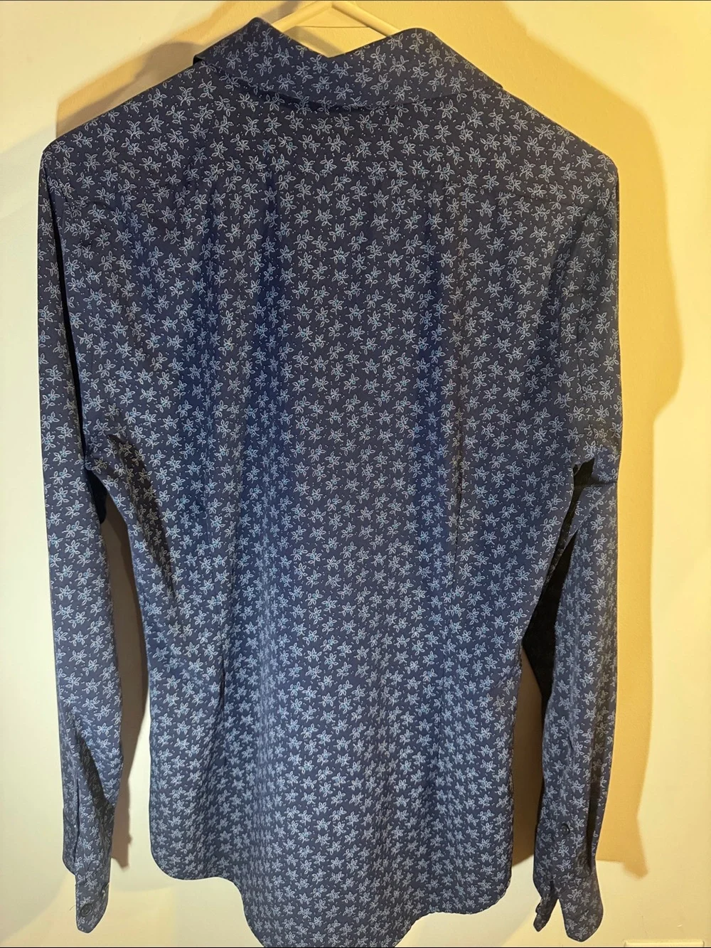 Express Men's Blue Floral-Print Button Down Shirt